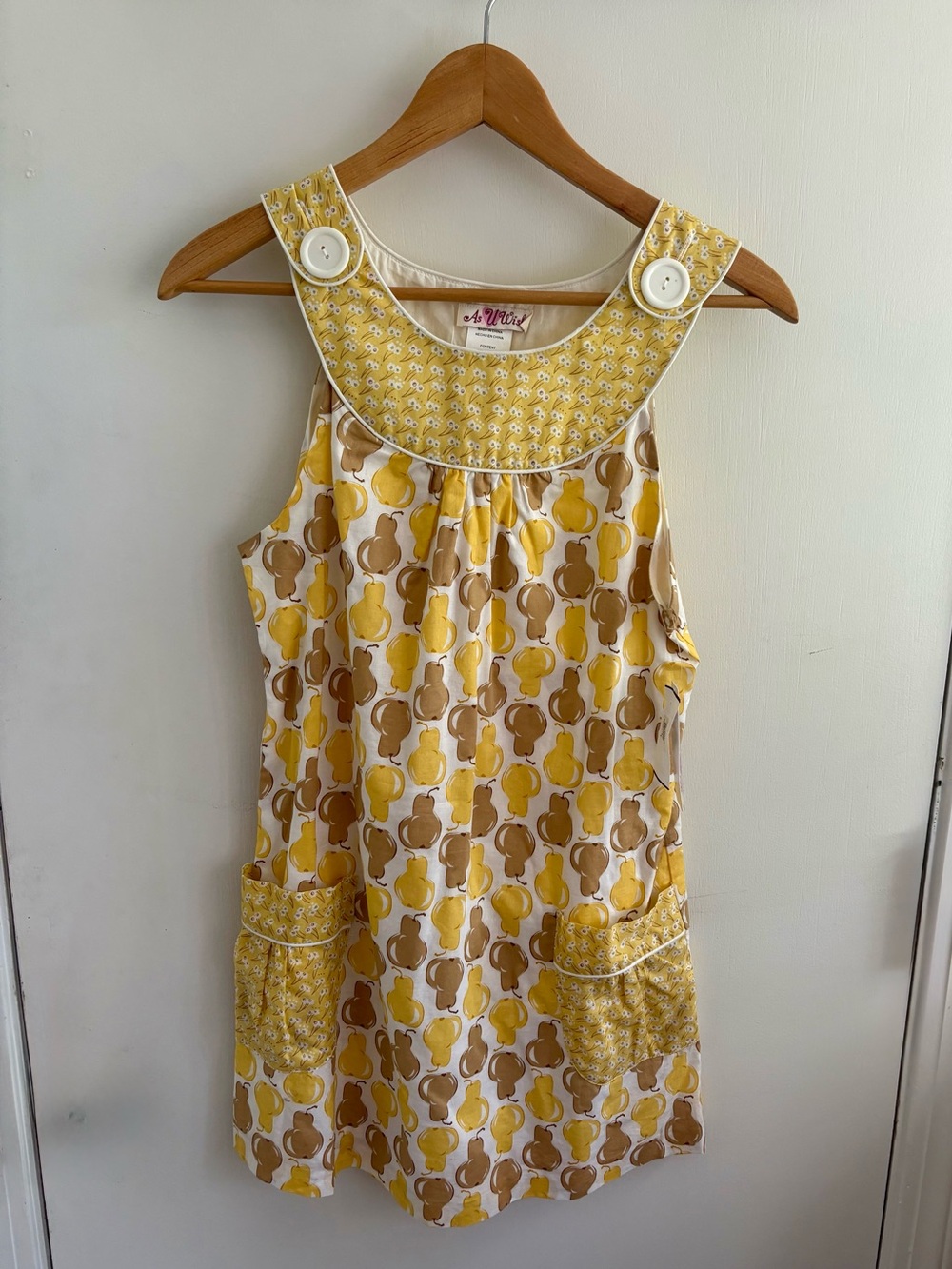 Cute Vintage Style Pear Dress